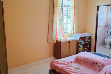 Menglembu Taman Desa Rishah Double Storey Terrace House