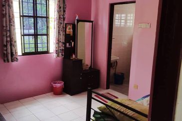 Menglembu Taman Desa Rishah Double Storey Terrace House