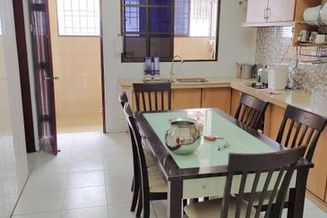 Menglembu Taman Desa Rishah Double Storey Terrace House