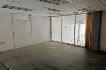 Ipoh Town Jalan Yang Kalsom Double Storey Shop