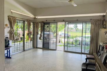 Pasir Puteh Freehold Single Storey Semi D