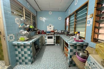 Pasir Puteh Freehold Single Storey Semi D