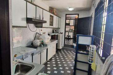 TAMAN KINTA, JALAN KAMPAR