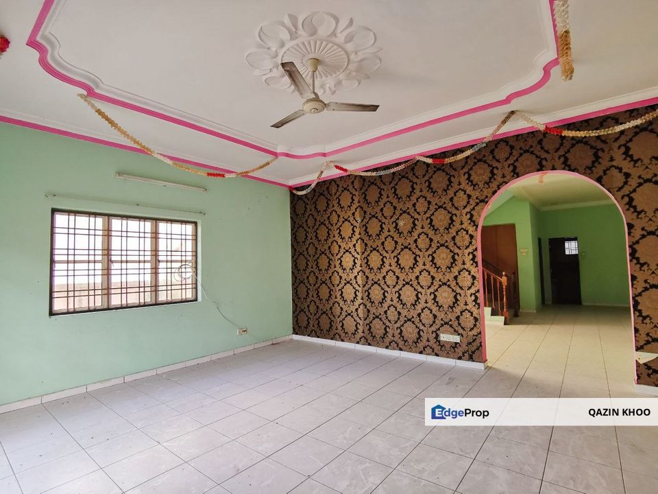 Pengkalan Taman Pinji Mewah Renovated Double Storey Semi D, Perak, Lahat