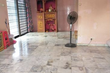 Ipoh Garden Wah Keong Renovated Double Storey Terrace Corner House