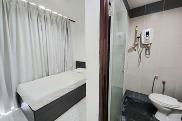 Jalan Pasir Puteh, Station 18