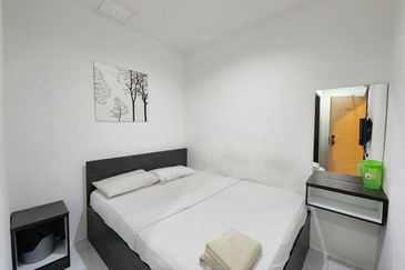 Jalan Pasir Puteh, Station 18