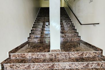 Jalan Pasir Puteh, Station 18