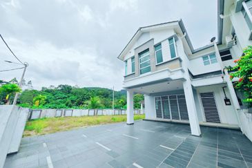 TAMAN MERU DESA PARK