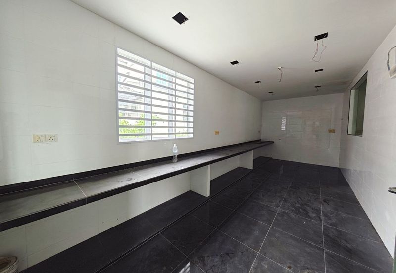 TAMAN MERU DESA PARK