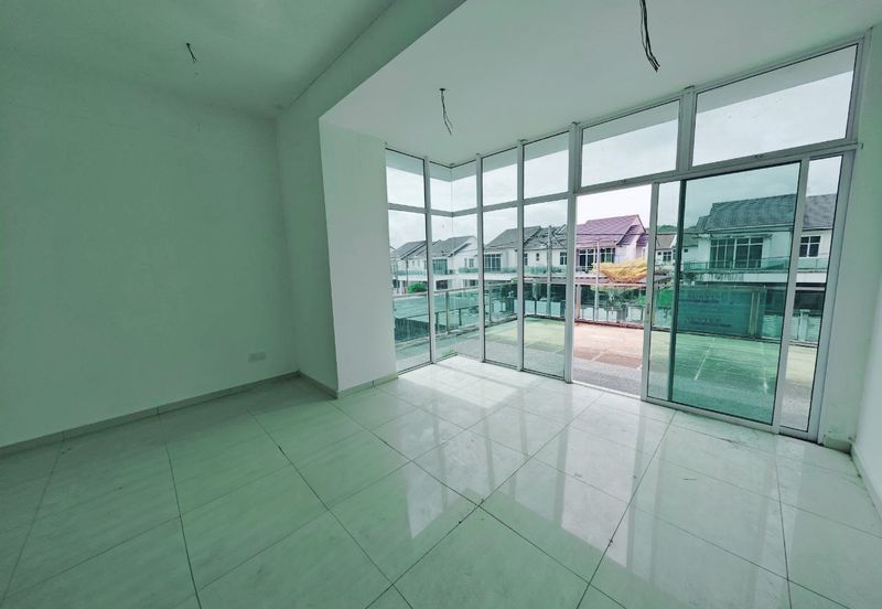 TAMAN MERU DESA PARK