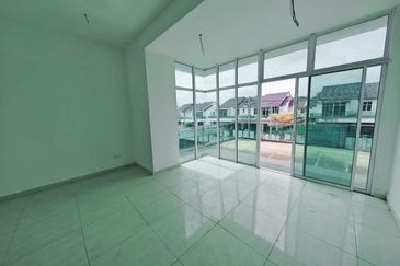 TAMAN MERU DESA PARK