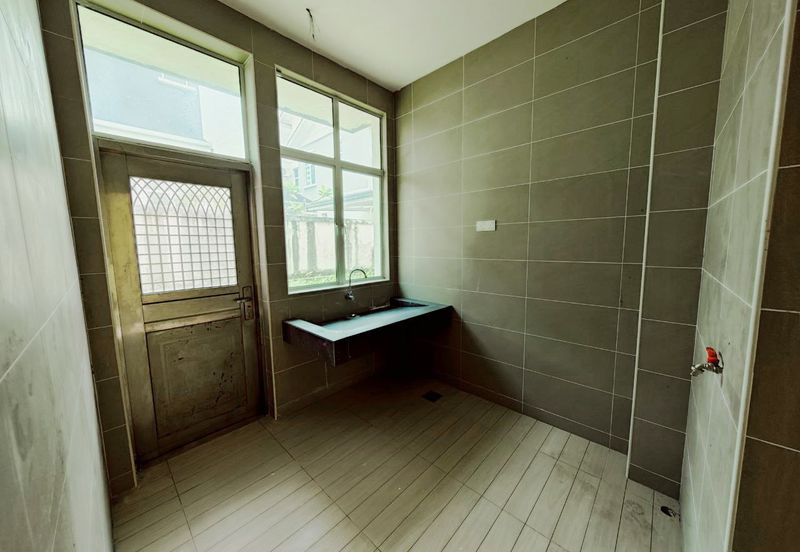 TAMAN MERU DESA PARK