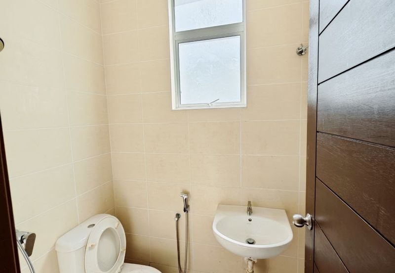 TAMAN MERU DESA PARK