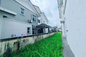 TAMAN MERU DESA PARK