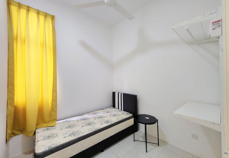 CASA RESIDENCES, CHEMOR