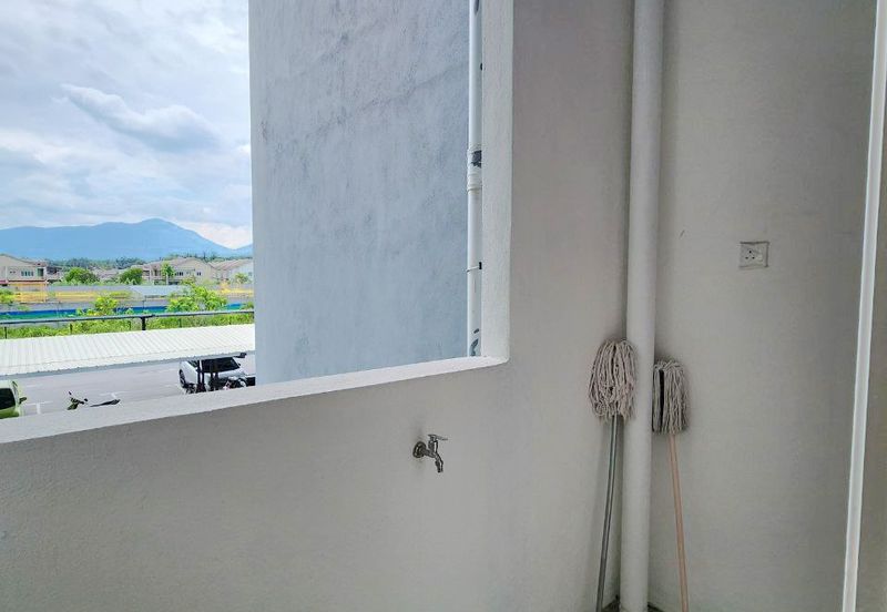 CASA RESIDENCES, CHEMOR