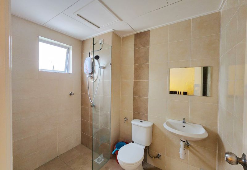 CASA RESIDENCES, CHEMOR