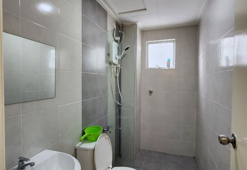 CASA RESIDENCES, CHEMOR