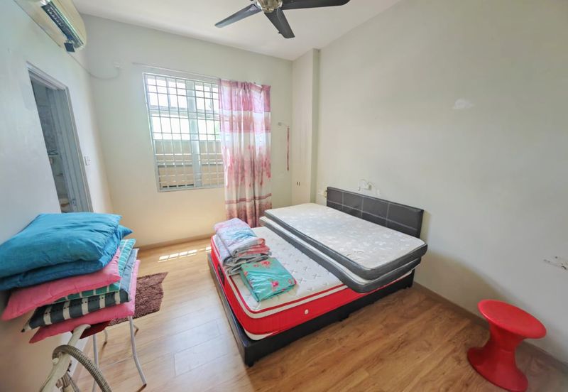 King's Height Apartment