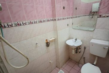 King's Height Apartment