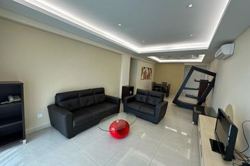 KONDOMINIUM DAMAIPURI