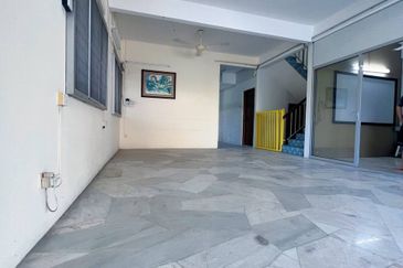 Batu Gajah Double Storey Terrace Corner House