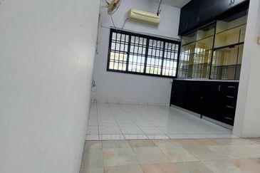 Batu Gajah Double Storey Terrace Corner House