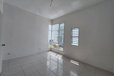 CASA RESIDENCES, CHEMOR