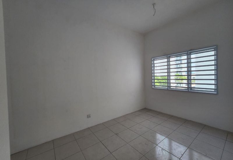 CASA RESIDENCES, CHEMOR