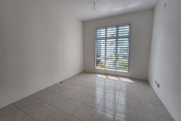 CASA RESIDENCES, CHEMOR