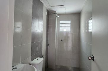 CASA RESIDENCES, CHEMOR