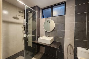 Upper East @ Tiger Lane