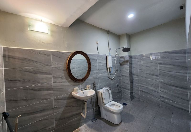 MERU VALLEY RESORT (GOLFVIEW TERRACE)