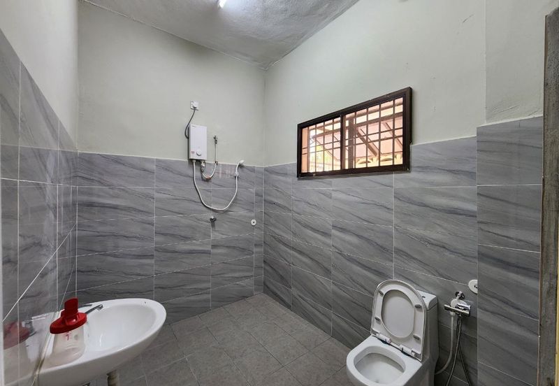 MERU VALLEY RESORT (GOLFVIEW TERRACE)