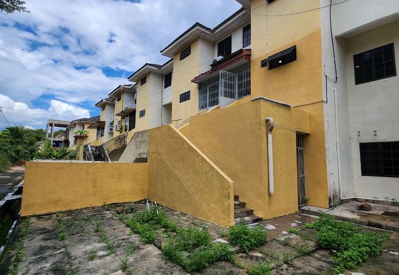 MERU VALLEY RESORT (GOLFVIEW TERRACE)