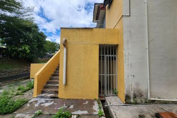 MERU VALLEY RESORT (GOLFVIEW TERRACE)