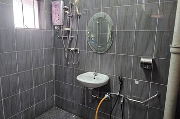 TAMAN SRI SIMEE(MIRINDY)