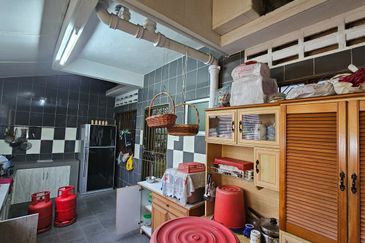 TAMAN SRI SIMEE(MIRINDY)