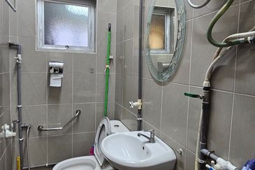 TAMAN SRI SIMEE(MIRINDY)