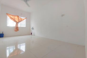 Taman Pengkalan Precinct 18