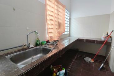 Taman Pengkalan Precinct 18