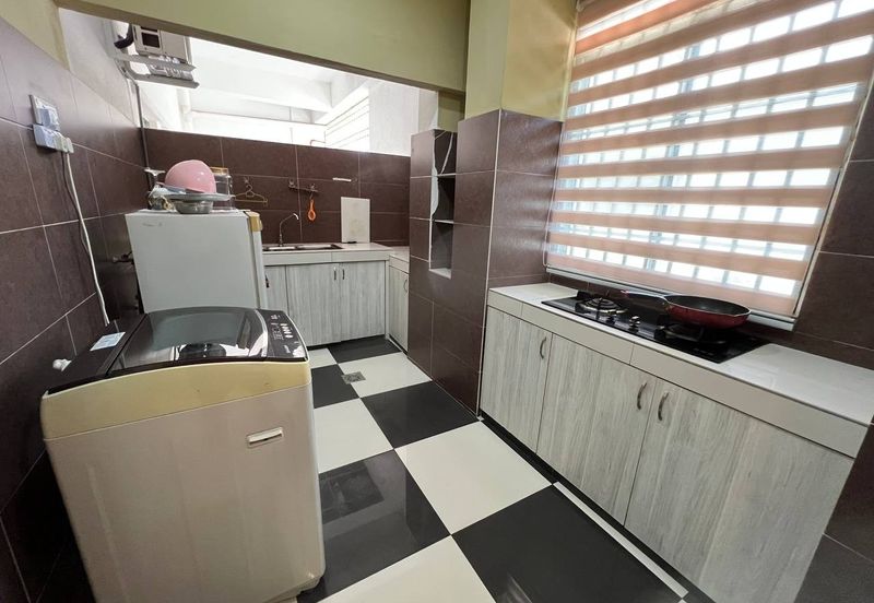 LE COURTS DESA TAMBUN