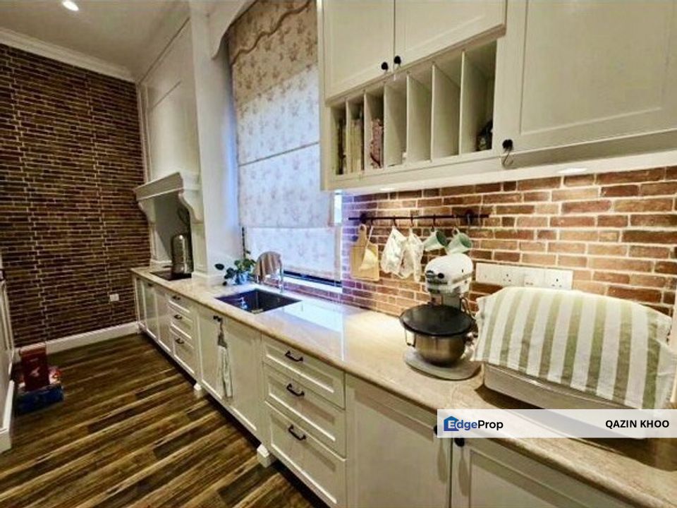 Botani Panorama Lapangan Perdana Freehold Double Storey Bungalow, Perak, Ipoh