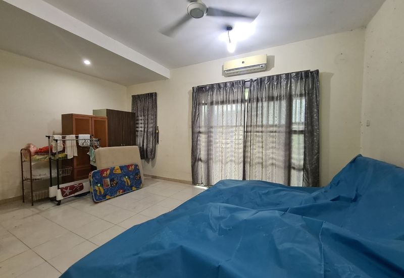 Pengkalan Station 18 Double Storey Terrace House