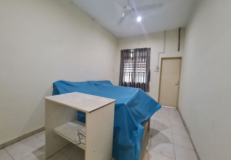 Pengkalan Station 18 Double Storey Terrace House