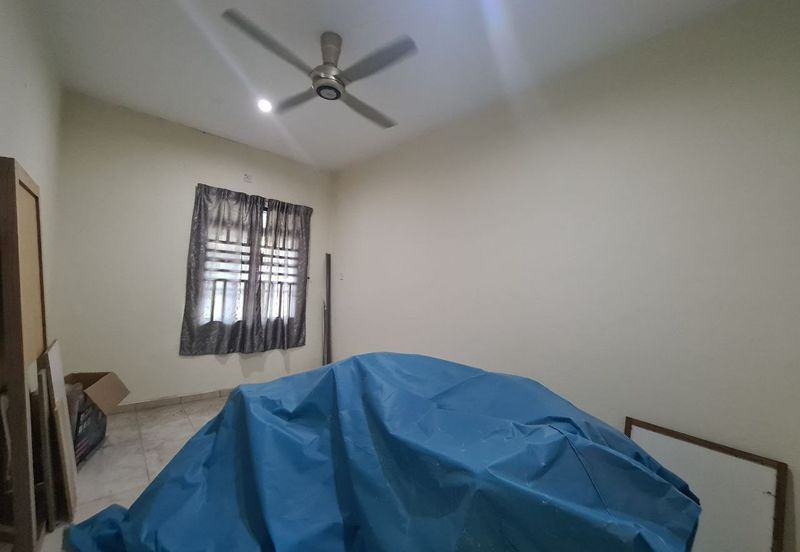 Pengkalan Station 18 Double Storey Terrace House