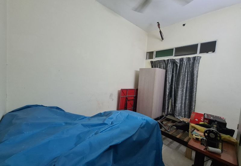 Pengkalan Station 18 Double Storey Terrace House