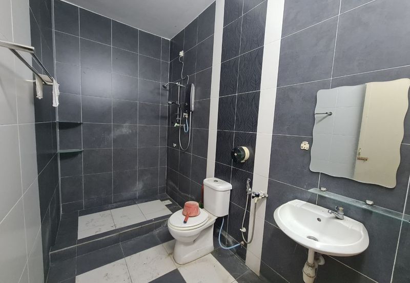 Pengkalan Station 18 Double Storey Terrace House