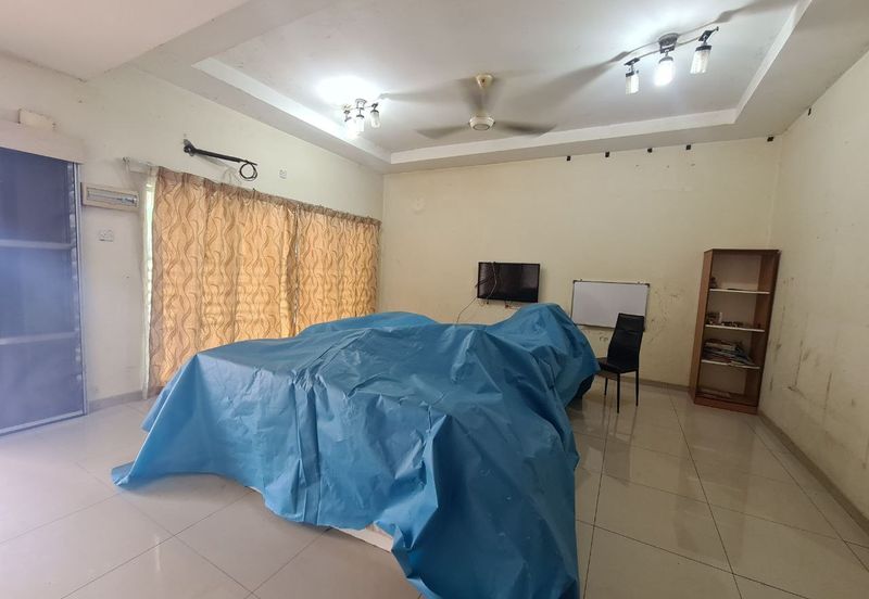 Pengkalan Station 18 Double Storey Terrace House